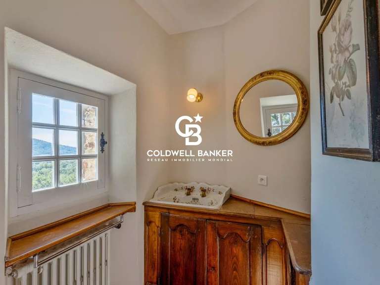 Propriété La Garde-Freinet - 12 chambres - 610m²