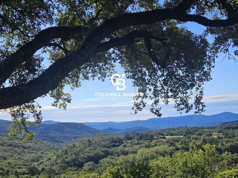 Propriété La Garde-Freinet - 12 chambres - 610m²