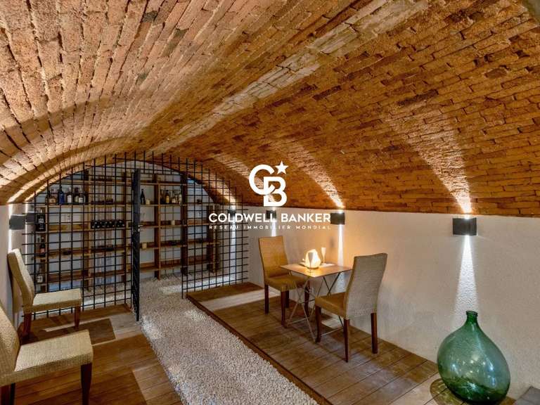 Propriété La Garde-Freinet - 12 chambres - 720m²