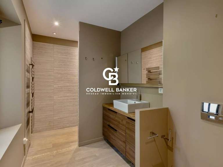 Propriété La Garde-Freinet - 12 chambres - 720m²