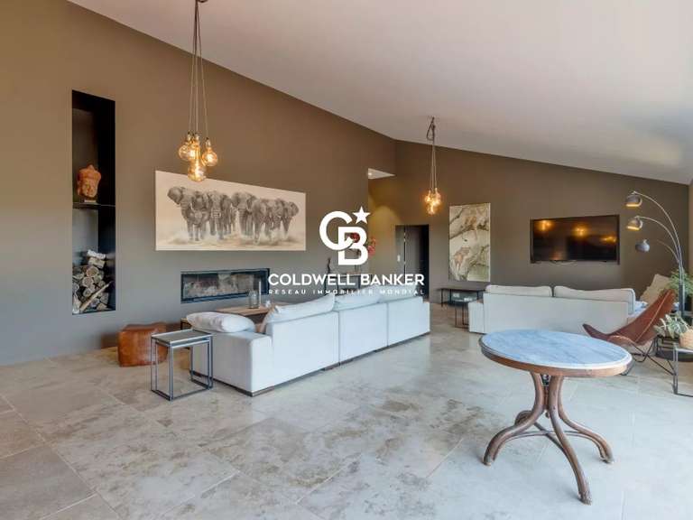 Propriété La Garde-Freinet - 12 chambres - 720m²
