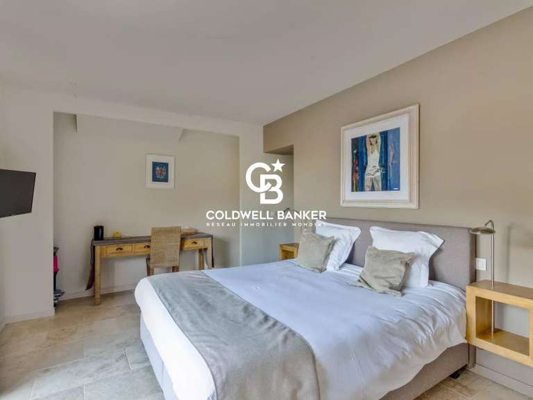 Propriété La Garde-Freinet - 12 chambres - 720m²