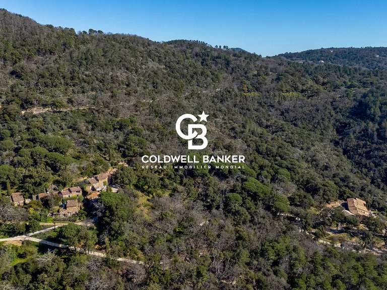 Propriété La Garde-Freinet - 12 chambres - 720m²