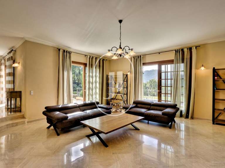 Propriété La Garde-Freinet - 11 chambres - 765m²