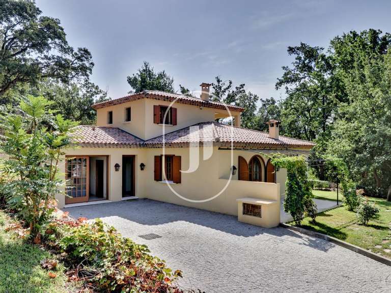 Propriété La Garde-Freinet - 11 chambres - 765m²