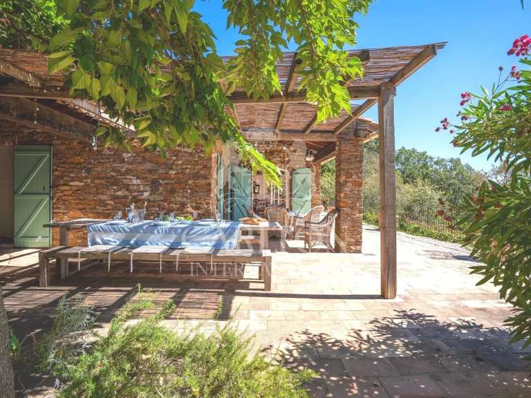 Villa La Garde-Freinet - 5 chambres - 220m²