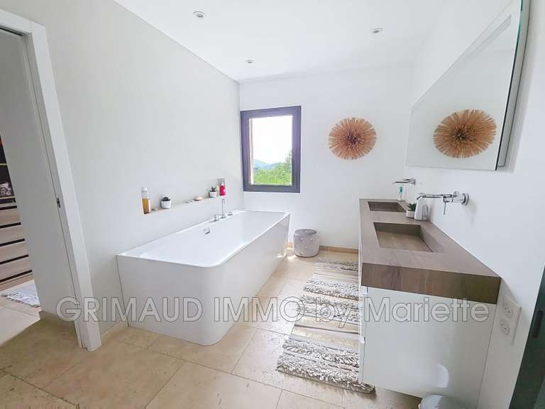 Villa La Garde-Freinet - 4 chambres - 210m²