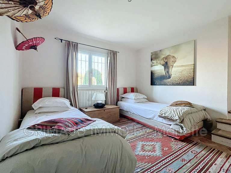 Villa La Garde-Freinet - 5 chambres - 242m²
