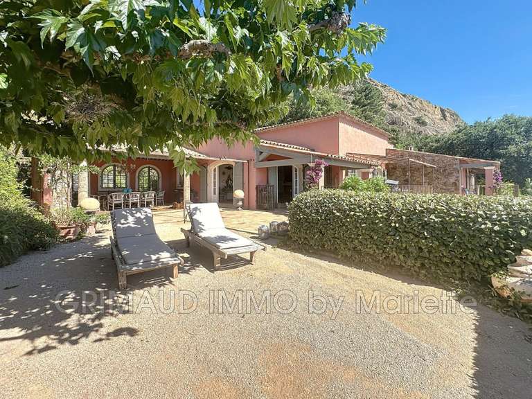Villa La Garde-Freinet - 4 chambres - 300m²
