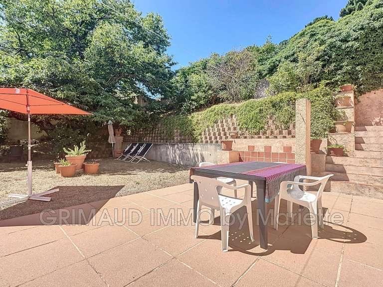 Villa La Garde-Freinet - 3 chambres - 107m²