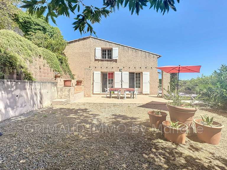 Villa La Garde-Freinet - 3 chambres - 107m²