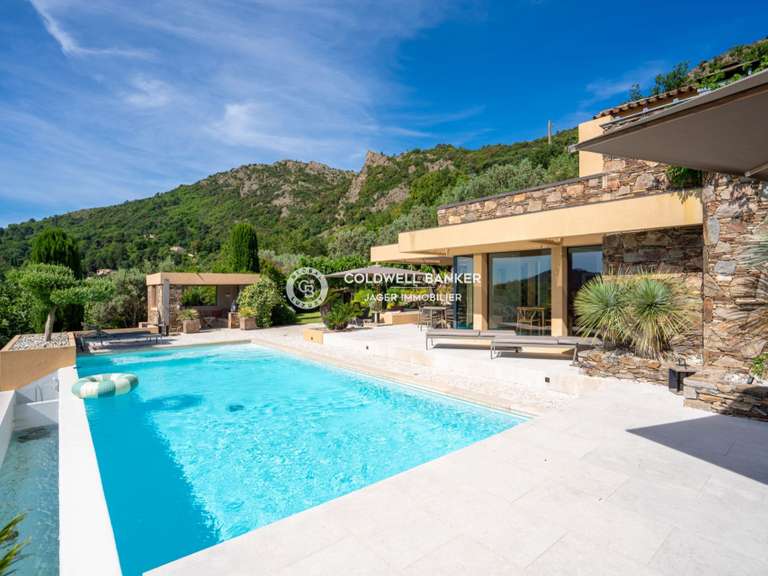 Villa La Garde-Freinet - 4 chambres - 230m²