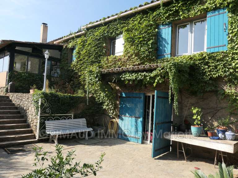 Villa La Garde-Freinet - 3 chambres - 140m²