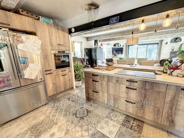 Villa La Garde-Freinet - 3 chambres - 140m²