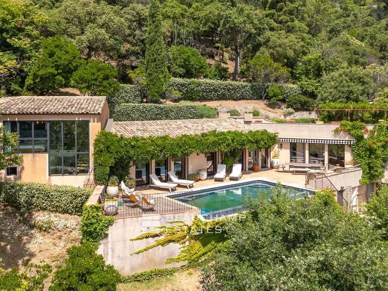 Villa La Garde-Freinet - 5 chambres - 260m²