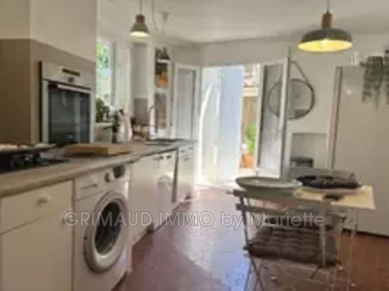 Villa La Garde-Freinet - 3 chambres - 202m²