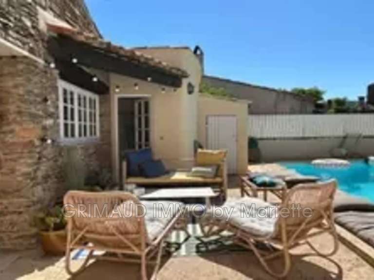 Villa La Garde-Freinet - 3 chambres - 202m²