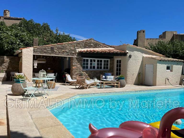 Villa La Garde-Freinet - 3 chambres - 202m²
