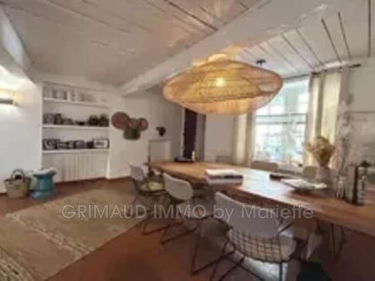 Villa La Garde-Freinet - 3 chambres - 202m²