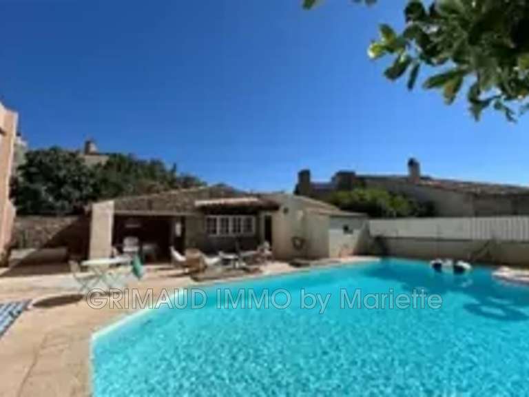Villa La Garde-Freinet - 3 chambres - 202m²