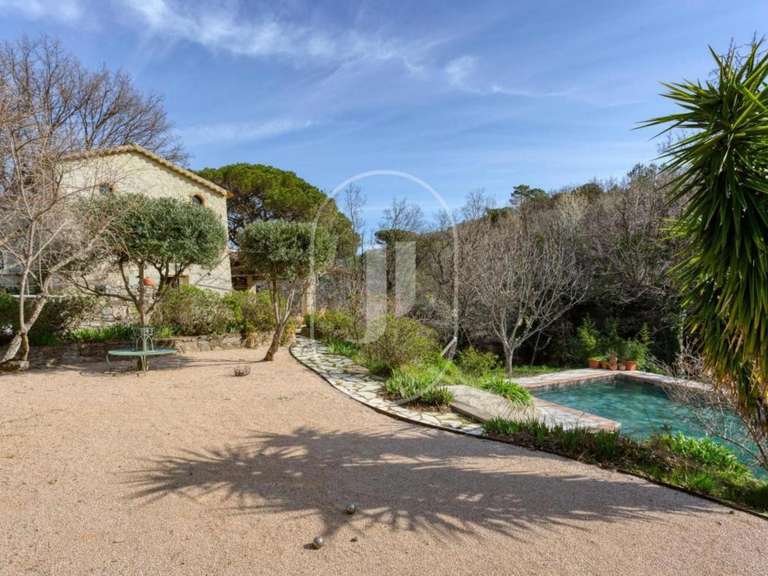 Villa La Garde-Freinet - 3 chambres - 132m²