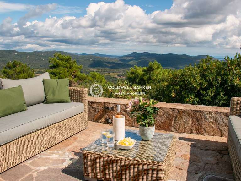 Villa La Garde-Freinet - 4 chambres - 140m²