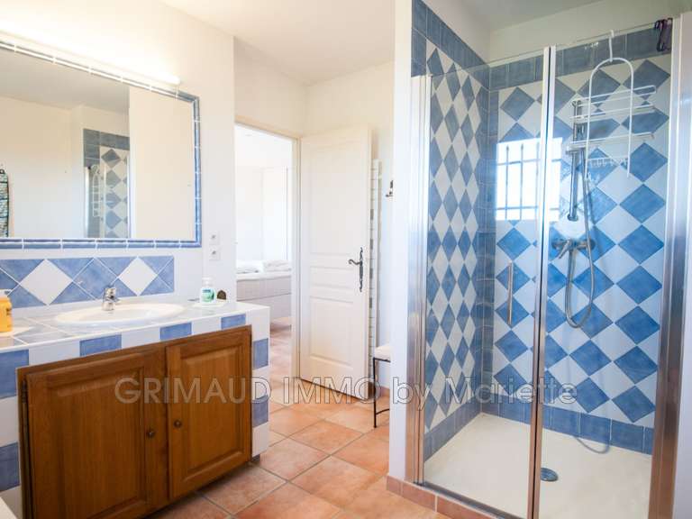 Villa La Garde-Freinet - 4 bedrooms - 210m²