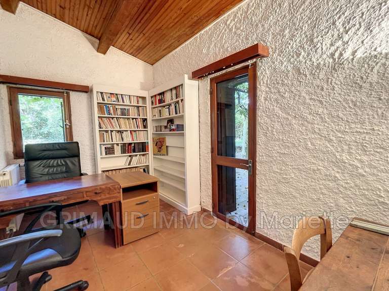 Villa La Garde-Freinet - 7 chambres - 205m²