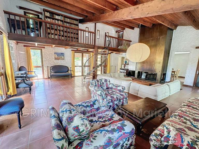 Villa La Garde-Freinet - 7 chambres - 205m²