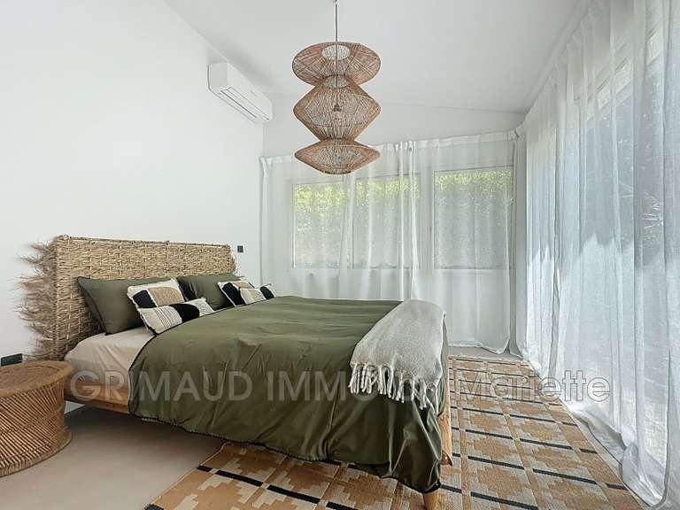 Villa La Garde-Freinet - 5 chambres - 197m²