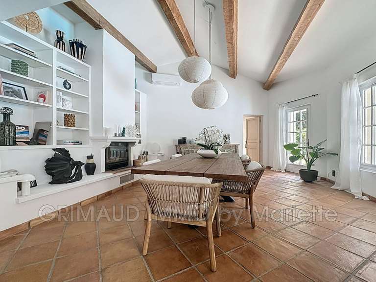Villa La Garde-Freinet - 5 chambres - 197m²