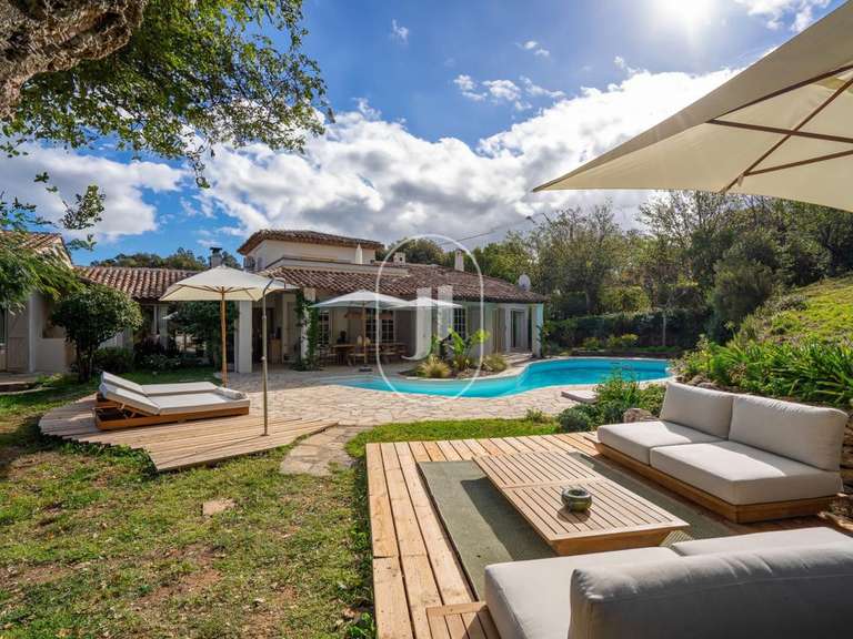 Villa La Garde-Freinet - 5 chambres - 197m²
