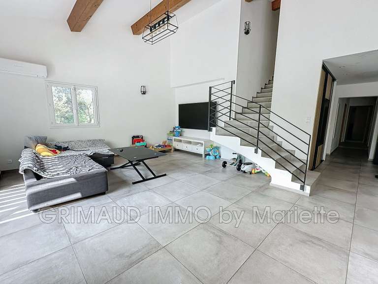 Villa La Garde-Freinet - 5 chambres - 160m²