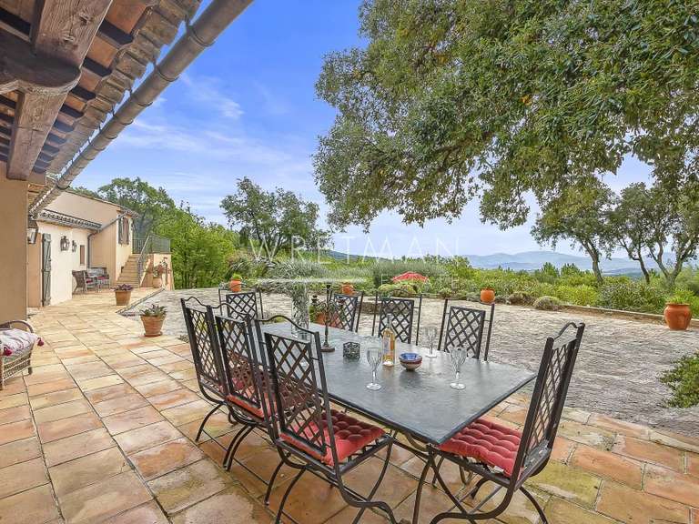 Villa La Garde-Freinet - 4 bedrooms - 210m²