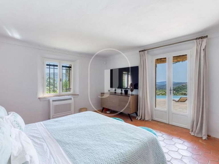 Villa La Garde-Freinet - 4 chambres - 180m²