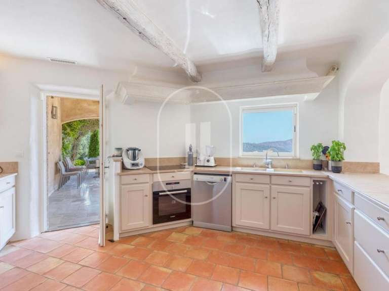 Villa La Garde-Freinet - 4 chambres - 180m²