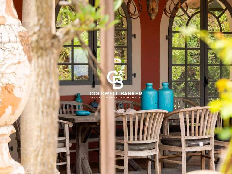 Villa La Garde-Freinet - 4 chambres - 390m²