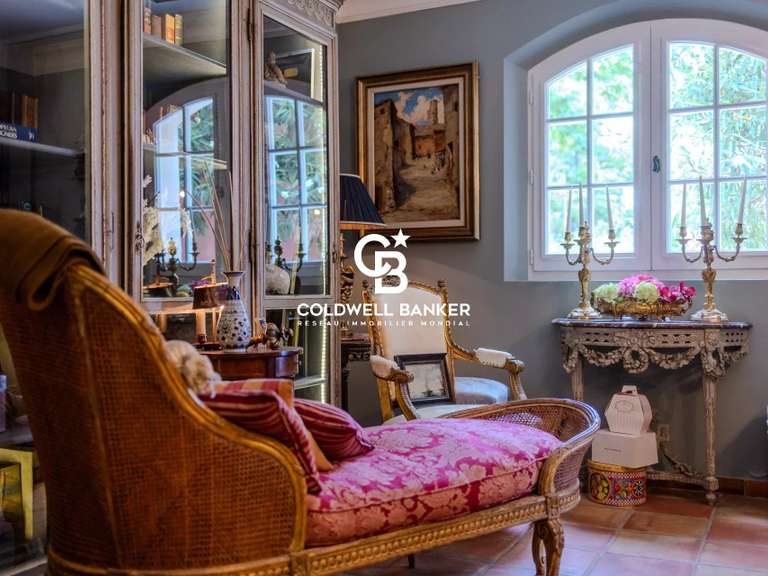 Villa La Garde-Freinet - 4 chambres - 390m²