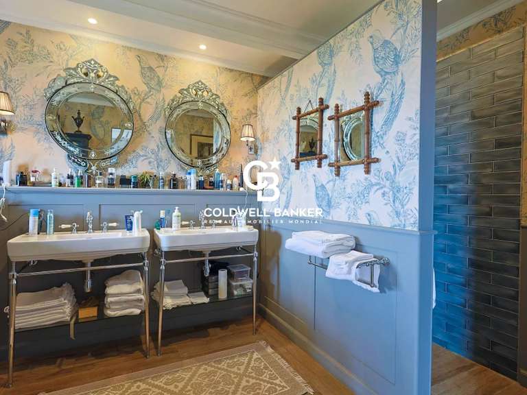 Villa La Garde-Freinet - 4 chambres - 390m²