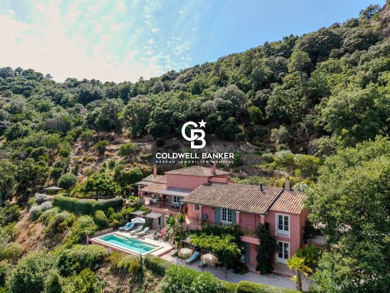 Villa La Garde-Freinet - 4 chambres - 390m²