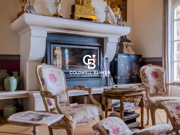 Villa La Garde-Freinet - 4 chambres - 390m²