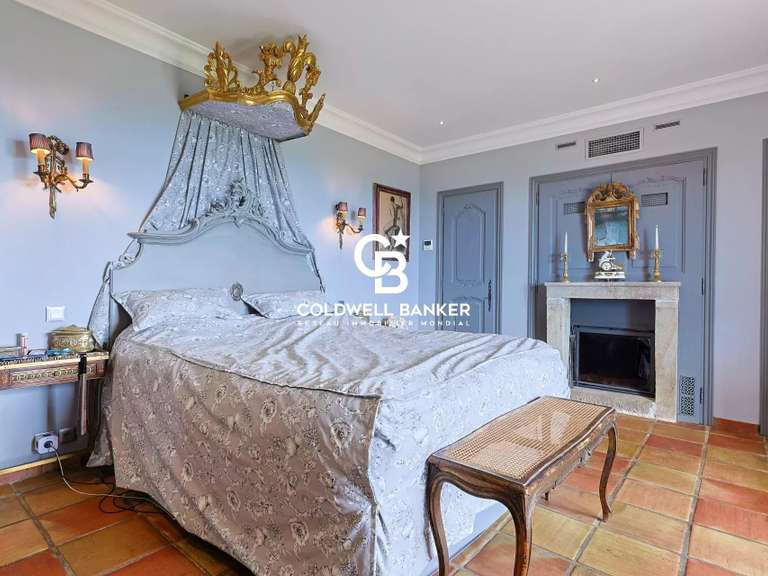 Villa La Garde-Freinet - 4 chambres - 390m²