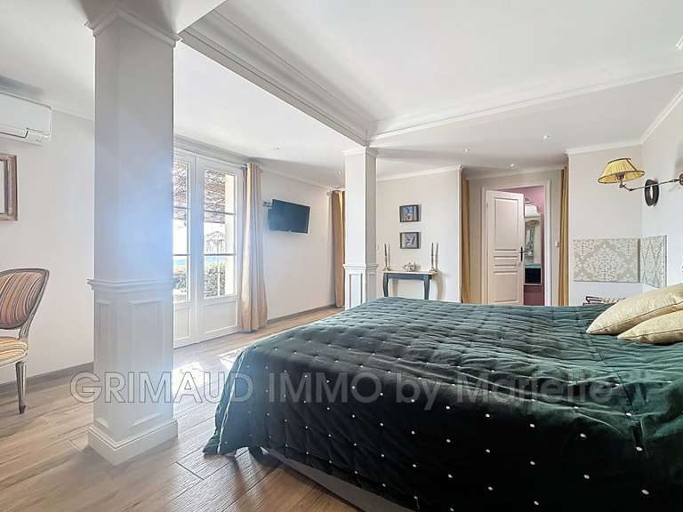 Villa La Garde-Freinet - 4 chambres - 300m²