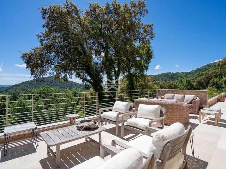 Villa La Garde-Freinet - 4 chambres - 300m²