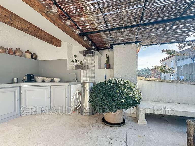 Villa La Garde-Freinet - 2 chambres - 101m²