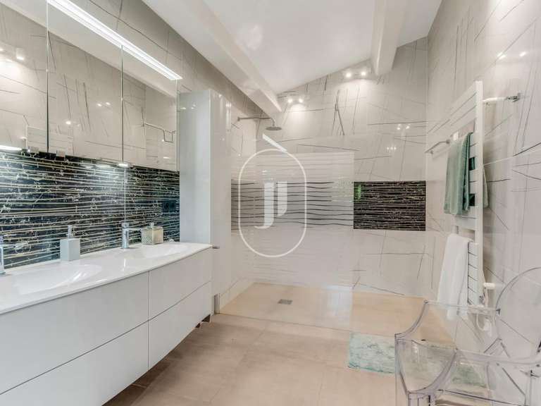 Villa La Garde-Freinet - 4 chambres - 269m²