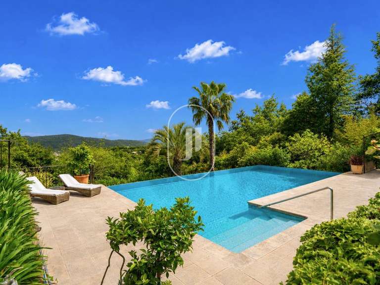 Villa La Garde-Freinet - 4 chambres - 269m²