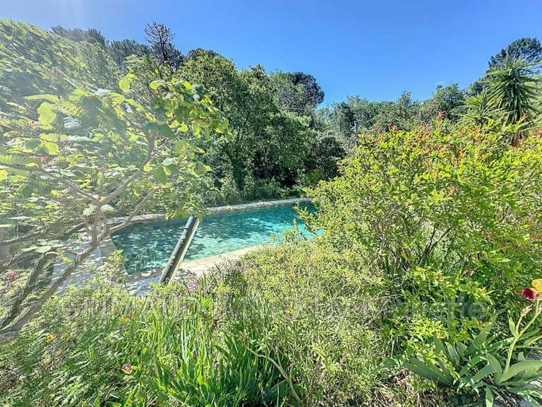 Villa La Garde-Freinet - 3 chambres - 132m²