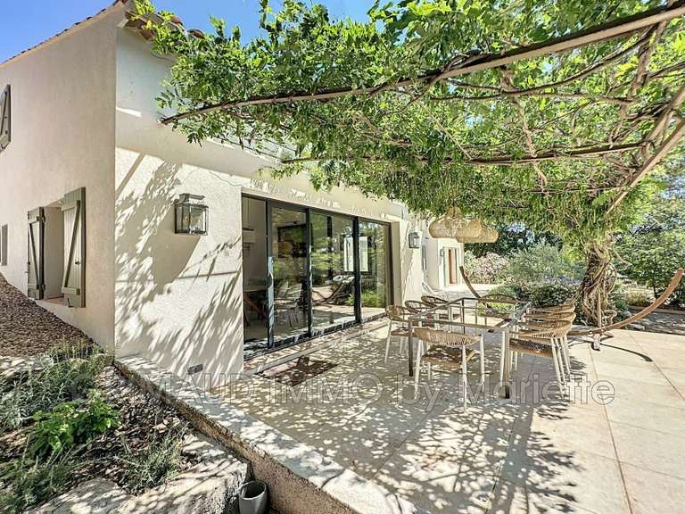 Villa La Garde-Freinet - 3 chambres - 156m²