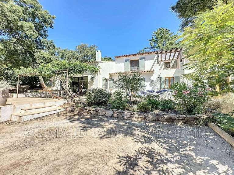 Villa La Garde-Freinet - 3 chambres - 156m²